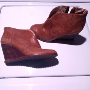 Tan leather wedge bootie